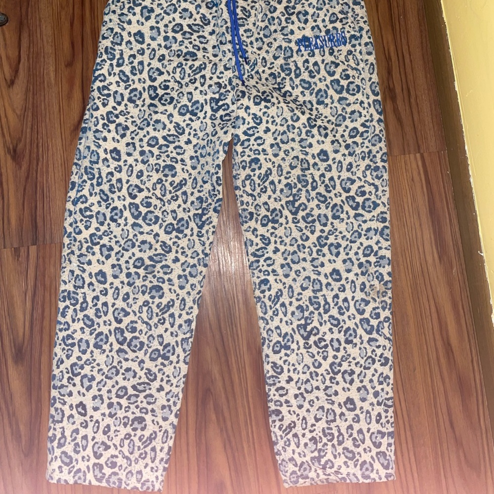 Pleasures cheetah pants, never worn. Size L